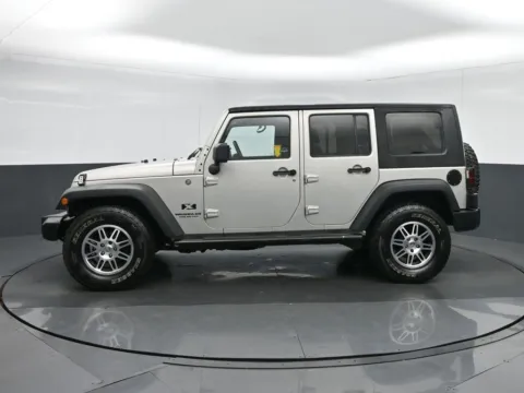More photos of 2007 Jeep Wrangler Unlimited X at Sullivan Auto Trading Fredericksburg, VA