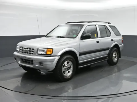 Another view of 1999 Isuzu Rodeo LS for sale in Fredericksburg, VA at Sullivan Auto Trading Fredericksburg