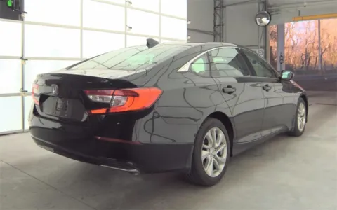 More photos of 2018 Honda Accord LX at Sullivan Auto Trading Fredericksburg, VA