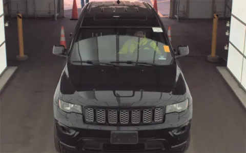 Photos of 2017 Jeep Grand Cherokee Altitude for sale in Fredericksburg, VA at Sullivan Auto Trading Fredericksburg