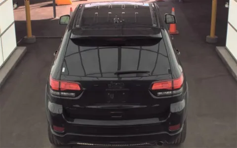 More photos of 2017 Jeep Grand Cherokee Altitude at Sullivan Auto Trading Fredericksburg, VA