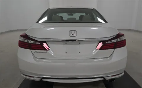 More photos of 2016 Honda Accord EX at Sullivan Auto Trading Fredericksburg, VA