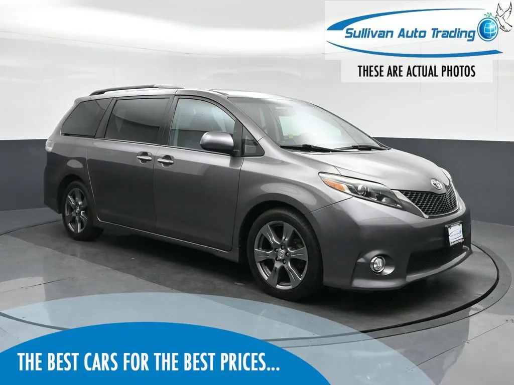 2017 Toyota Sienna SE Premium for sale in Fredericksburg, VA