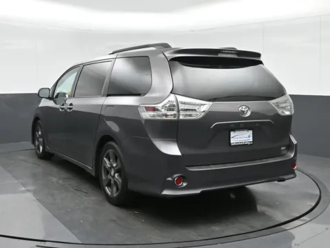 More photos of 2017 Toyota Sienna SE Premium at Sullivan Auto Trading Fredericksburg, VA