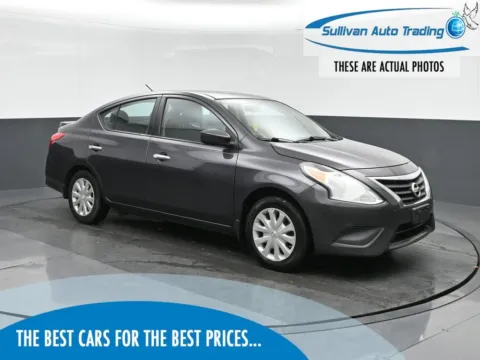 Gray 2015 Nissan Versa 1.6 SV for sale in Fredericksburg, VA