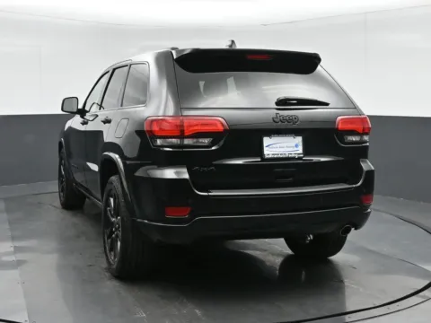 More photos of 2017 Jeep Grand Cherokee Altitude at Sullivan Auto Trading Fredericksburg, VA