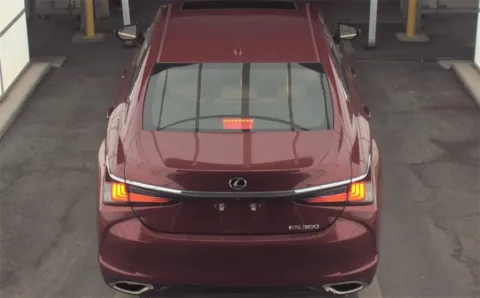 More photos of 2019 Lexus ES 350 at Sullivan Auto Trading Fredericksburg, VA