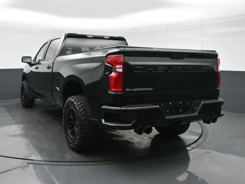 More photos of 2021 Chevrolet Silverado 1500 LT Trail Boss at Sullivan Auto Trading Fredericksburg, VA