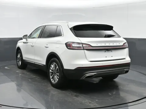 More photos of 2022 Lincoln Nautilus Standard at Sullivan Auto Trading Fredericksburg, VA