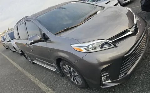 Photos of 2018 Toyota Sienna Limited for sale in Fredericksburg, VA at Sullivan Auto Trading Fredericksburg