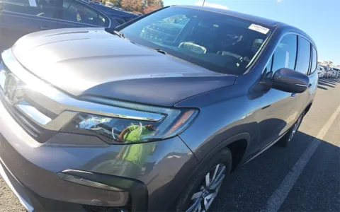 More photos of 2021 Honda Pilot EX-L at Sullivan Auto Trading Fredericksburg, VA