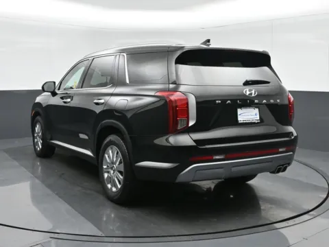 More photos of 2024 Hyundai Palisade SEL at Sullivan Auto Trading Fredericksburg, VA