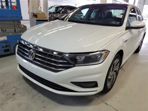 More photos of 2021 Volkswagen Jetta SEL Premium at Sullivan Auto Trading Fredericksburg, VA