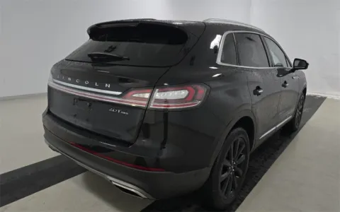 More photos of 2020 Lincoln Nautilus Reserve at Sullivan Auto Trading Fredericksburg, VA