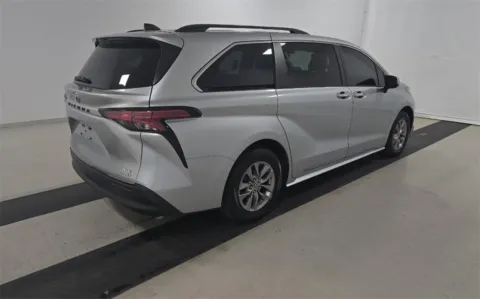More photos of 2021 Toyota Sienna XLE at Sullivan Auto Trading Fredericksburg, VA