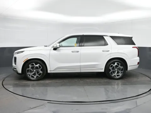 More photos of 2022 Hyundai Palisade Calligraphy at Sullivan Auto Trading Fredericksburg, VA