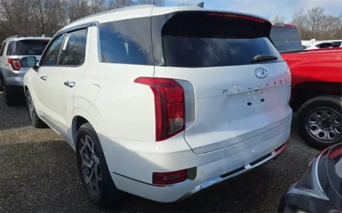More photos of 2022 Hyundai Palisade Calligraphy at Sullivan Auto Trading Fredericksburg, VA