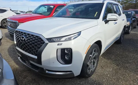 More photos of 2022 Hyundai Palisade Calligraphy at Sullivan Auto Trading Fredericksburg, VA