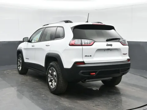 More photos of 2022 Jeep Cherokee Trailhawk at Sullivan Auto Trading Fredericksburg, VA