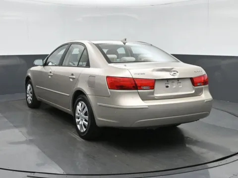 More photos of 2010 Hyundai Sonata GLS at Sullivan Auto Trading Fredericksburg, VA