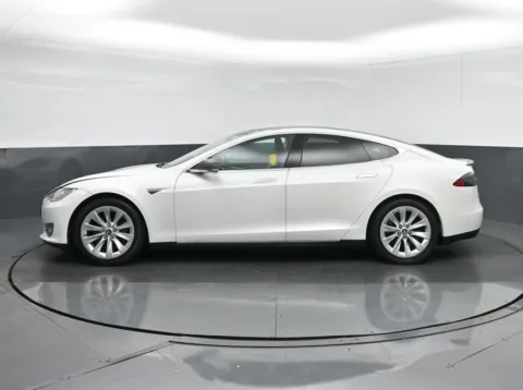 More photos of 2013 Tesla Model S Performance at Sullivan Auto Trading Fredericksburg, VA