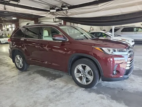 Another view of 2017 Toyota Highlander Limited for sale in Fredericksburg, VA at Sullivan Auto Trading Fredericksburg