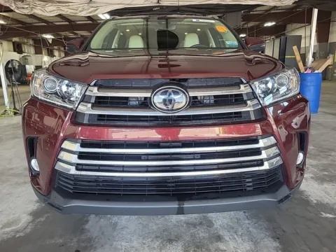 Photos of 2017 Toyota Highlander Limited for sale in Fredericksburg, VA at Sullivan Auto Trading Fredericksburg