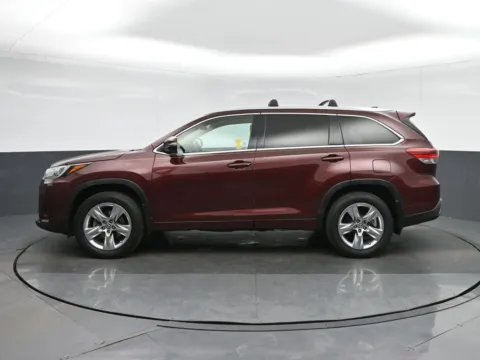 More photos of 2017 Toyota Highlander Limited at Sullivan Auto Trading Fredericksburg, VA