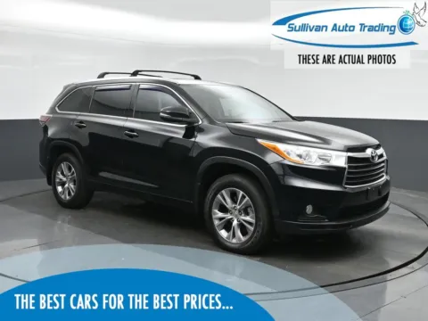 Black 2015 Toyota Highlander XLE V6 for sale in Fredericksburg, VA