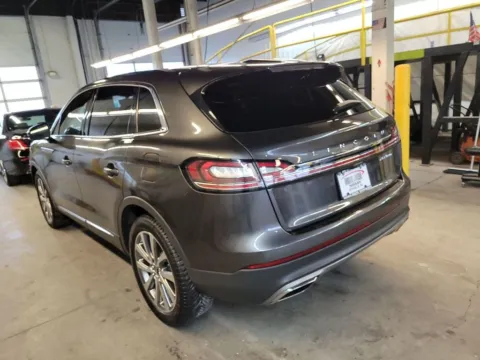 More photos of 2019 Lincoln Nautilus Select at Sullivan Auto Trading Fredericksburg, VA