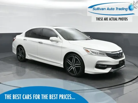 White 2017 Honda Accord Touring for sale in Fredericksburg, VA