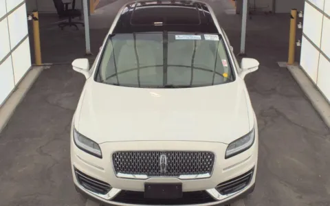 Photos of 2020 Lincoln Nautilus Reserve for sale in Fredericksburg, VA at Sullivan Auto Trading Fredericksburg