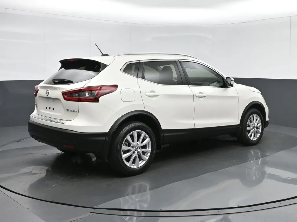 2022 Nissan Rogue Sport SV - Photo 7