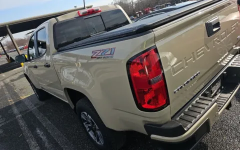 More photos of 2022 Chevrolet Colorado Z71 at Sullivan Auto Trading Fredericksburg, VA