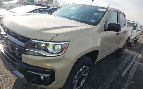 More photos of 2022 Chevrolet Colorado Z71 at Sullivan Auto Trading Fredericksburg, VA
