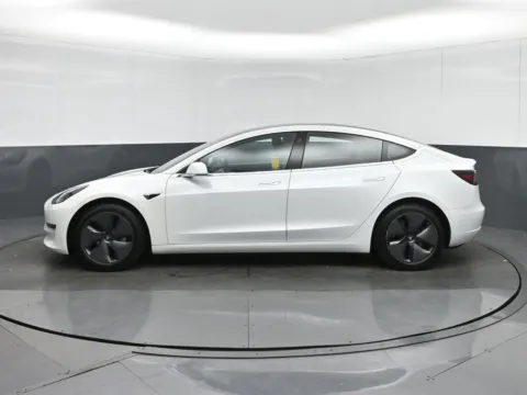 More photos of 2018 Tesla Model 3 Long Range at Sullivan Auto Trading Fredericksburg, VA