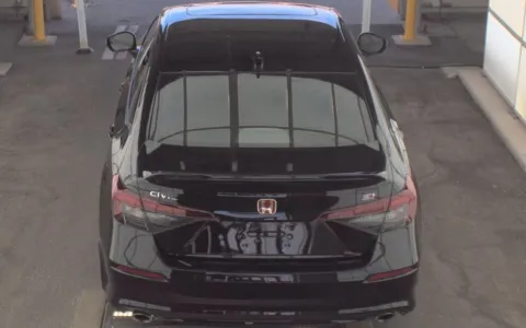 More photos of 2025 Honda Civic Si at Sullivan Auto Trading Fredericksburg, VA