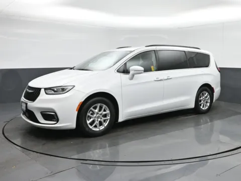 Another view of 2022 Chrysler Pacifica Touring L for sale in Fredericksburg, VA at Sullivan Auto Trading Fredericksburg