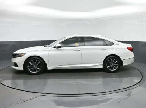More photos of 2022 Honda Accord EX-L at Sullivan Auto Trading Norfolk, VA