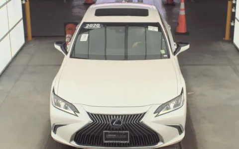 Photos of 2020 Lexus ES 300h Luxury for sale in Fredericksburg, VA at Sullivan Auto Trading Fredericksburg