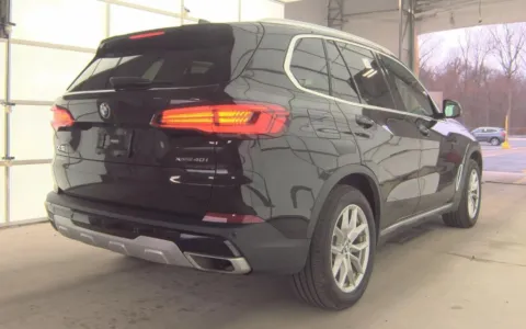 More photos of 2020 BMW X5 xDrive40i at Sullivan Auto Trading Fredericksburg, VA