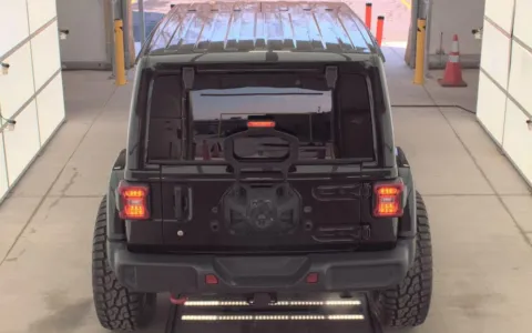 More photos of 2020 Jeep Wrangler Unlimited Rubicon at Sullivan Auto Trading Fredericksburg, VA