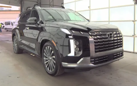 Another view of 2023 Hyundai Palisade Calligraphy for sale in Fredericksburg, VA at Sullivan Auto Trading Fredericksburg