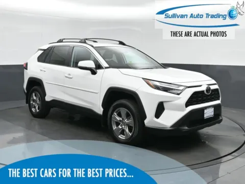White 2023 Toyota RAV4 XLE for sale in Fredericksburg, VA