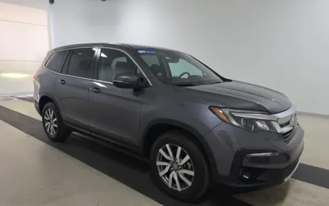 Another view of 2022 Honda Pilot EX-L for sale in Fredericksburg, VA at Sullivan Auto Trading Fredericksburg