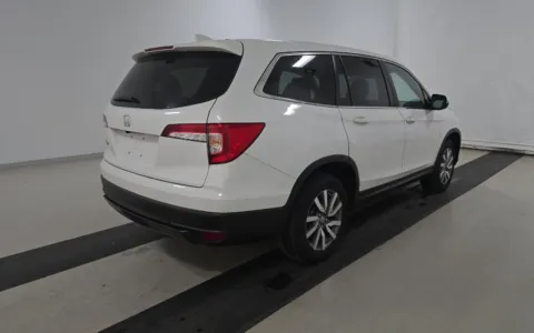 More photos of 2022 Honda Pilot EX-L at Sullivan Auto Trading Fredericksburg, VA