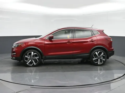 More photos of 2022 Nissan Rogue Sport SL at Sullivan Auto Trading Fredericksburg, VA