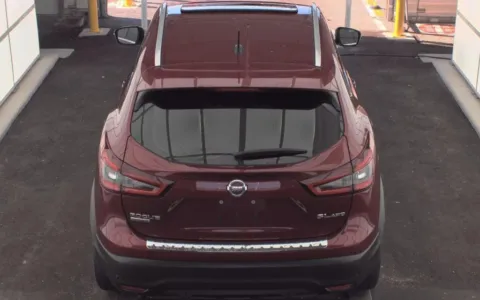 More photos of 2022 Nissan Rogue Sport SL at Sullivan Auto Trading Fredericksburg, VA