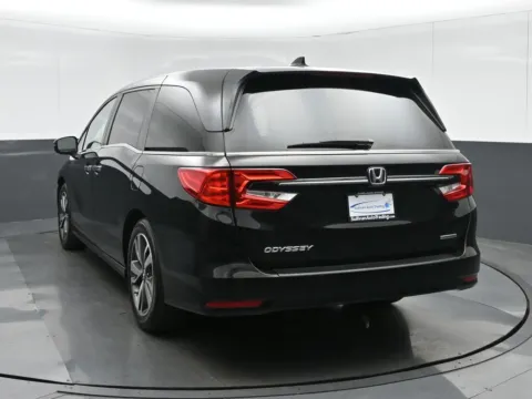 More photos of 2023 Honda Odyssey Touring at Sullivan Auto Trading Fredericksburg, VA