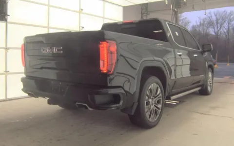 More photos of 2022 GMC Sierra 1500 Limited Denali at Sullivan Auto Trading Fredericksburg, VA